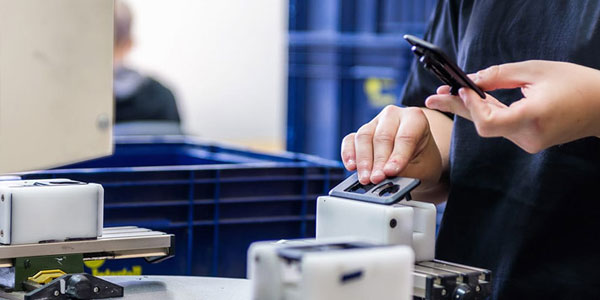 Product assembly and shipping